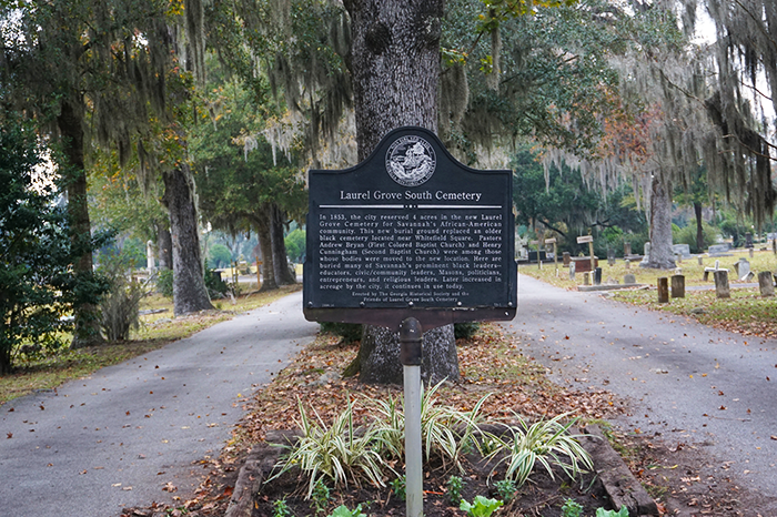 historical marker at cemetery entrance oak tree avenue savannah